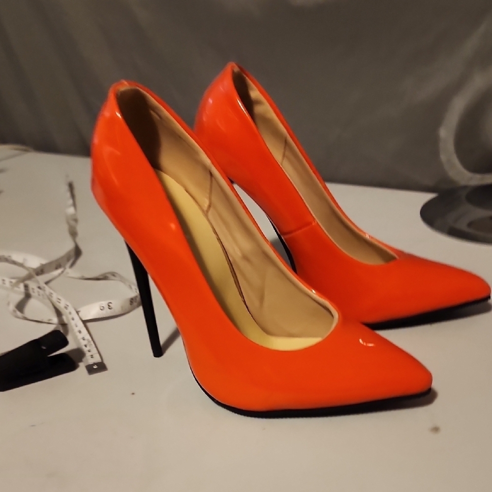 Elegant Orange High Heels NWOT - Picture 5 of 9